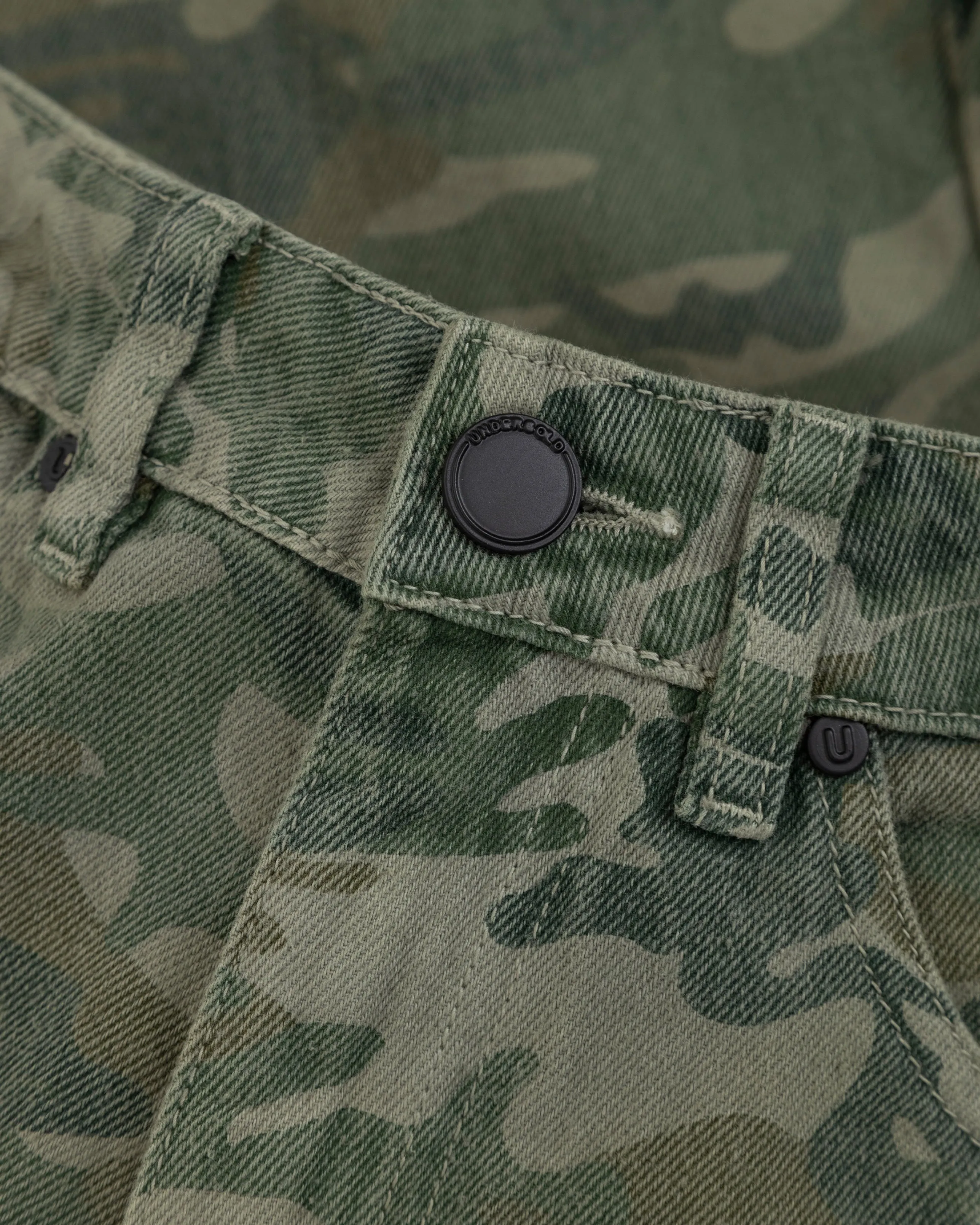 Basics MultiPocket Cargo Jean Green Camo