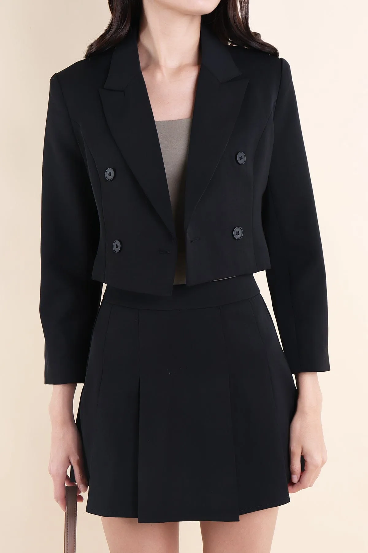 CONEY CROP BLAZER IN BLACK