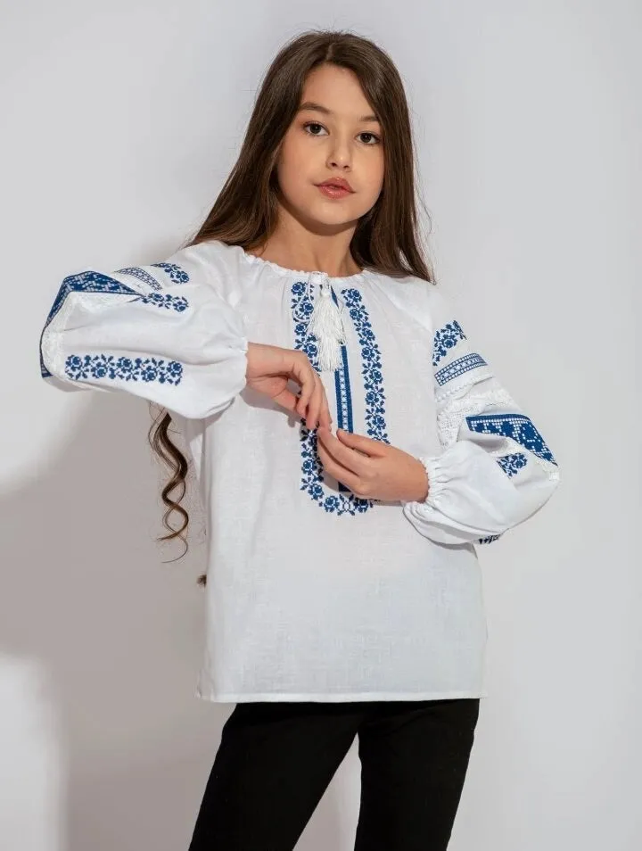 Girl’s Blouse “Ksenya”