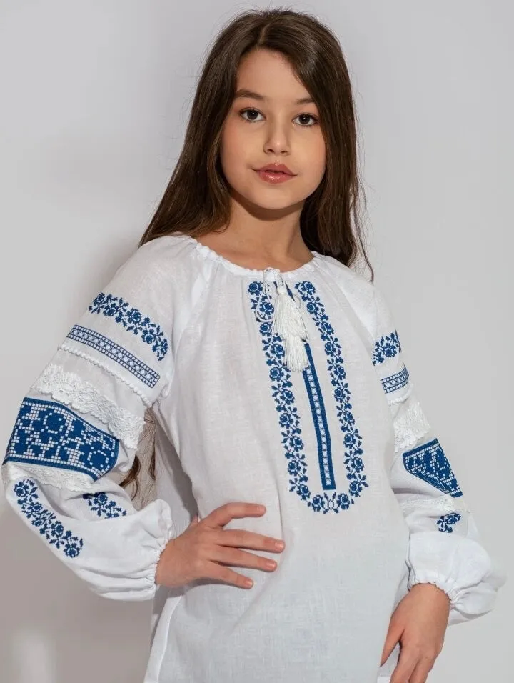 Girl’s Blouse “Ksenya”