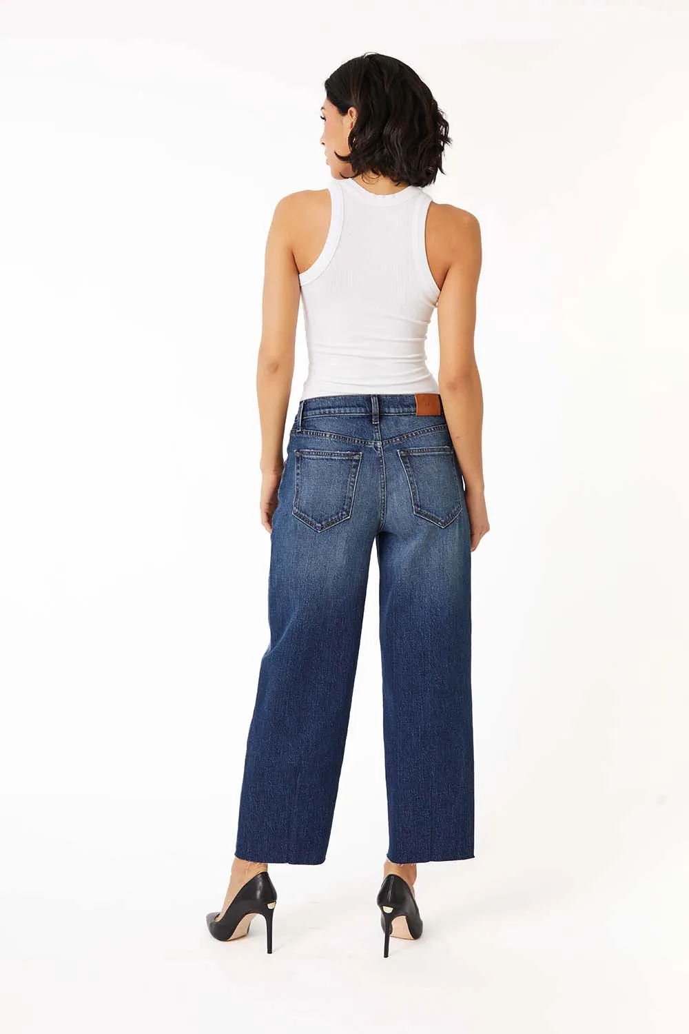 Luna Barrel Leg Jean